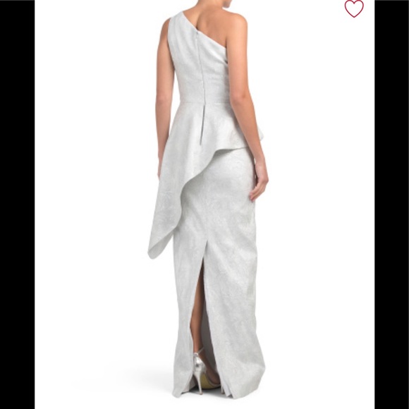 Amazing one shoulder peplum style dress - Picture 2 of 9